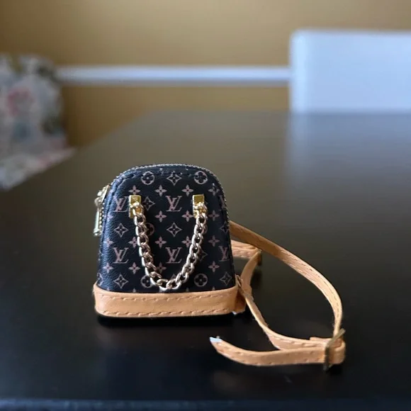 Labubu purse / backpack accessory  Designer Mini Backpack - Picture 7 of 13